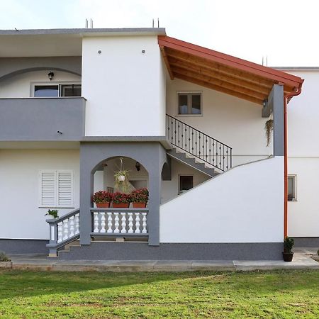 Apartments With A Parking Space Bibinje, Zadar - 14436 المظهر الخارجي الصورة